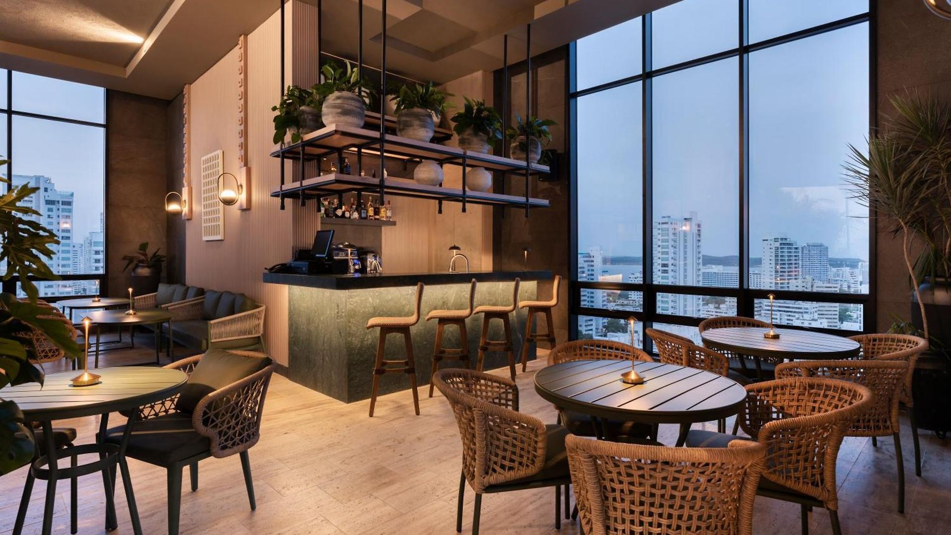 Hotel Oz Collection 4*