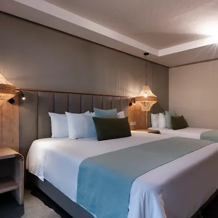 Oz Collection Hotel 4*