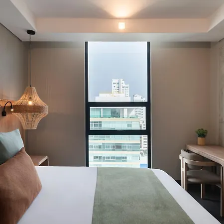 Hotel Oz Collection 4*