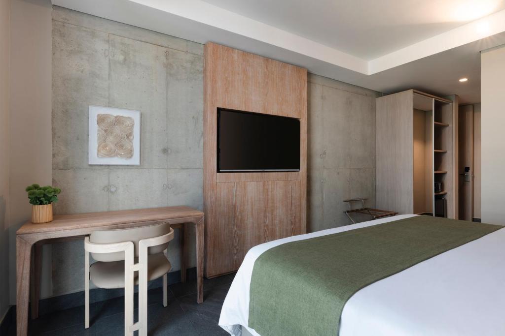 Hotel Oz Collection