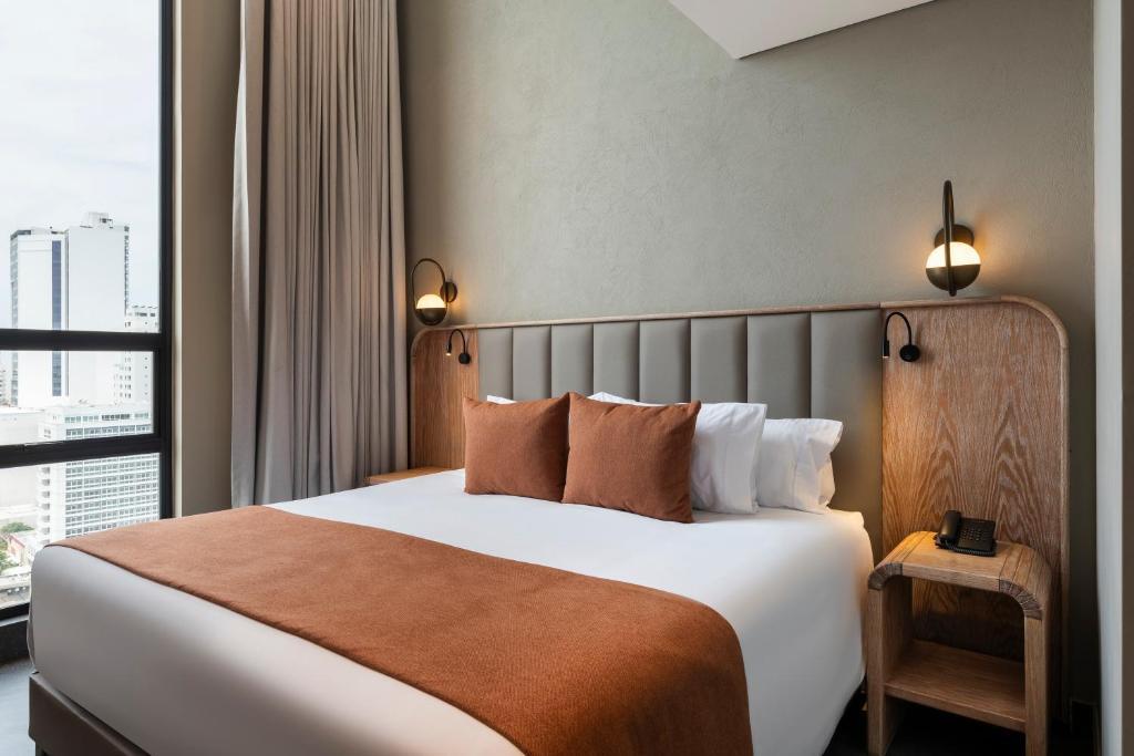 Oz Collection Hotel